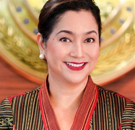 Mandaluyong City Mayor : Carmelita “Menchie” Aguilar Abalos.